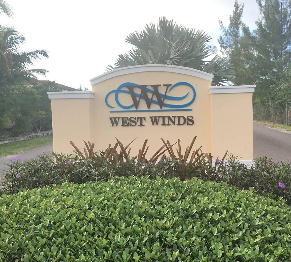 Apartment Cozy 2-Bedroom Townhome Nassau