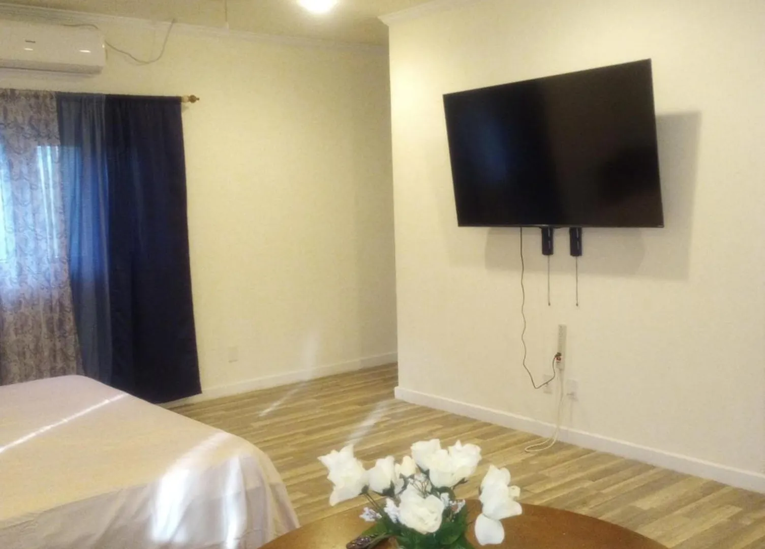 Cozy 2-Bedroom Townhome Nassau 0*,  Bahamas